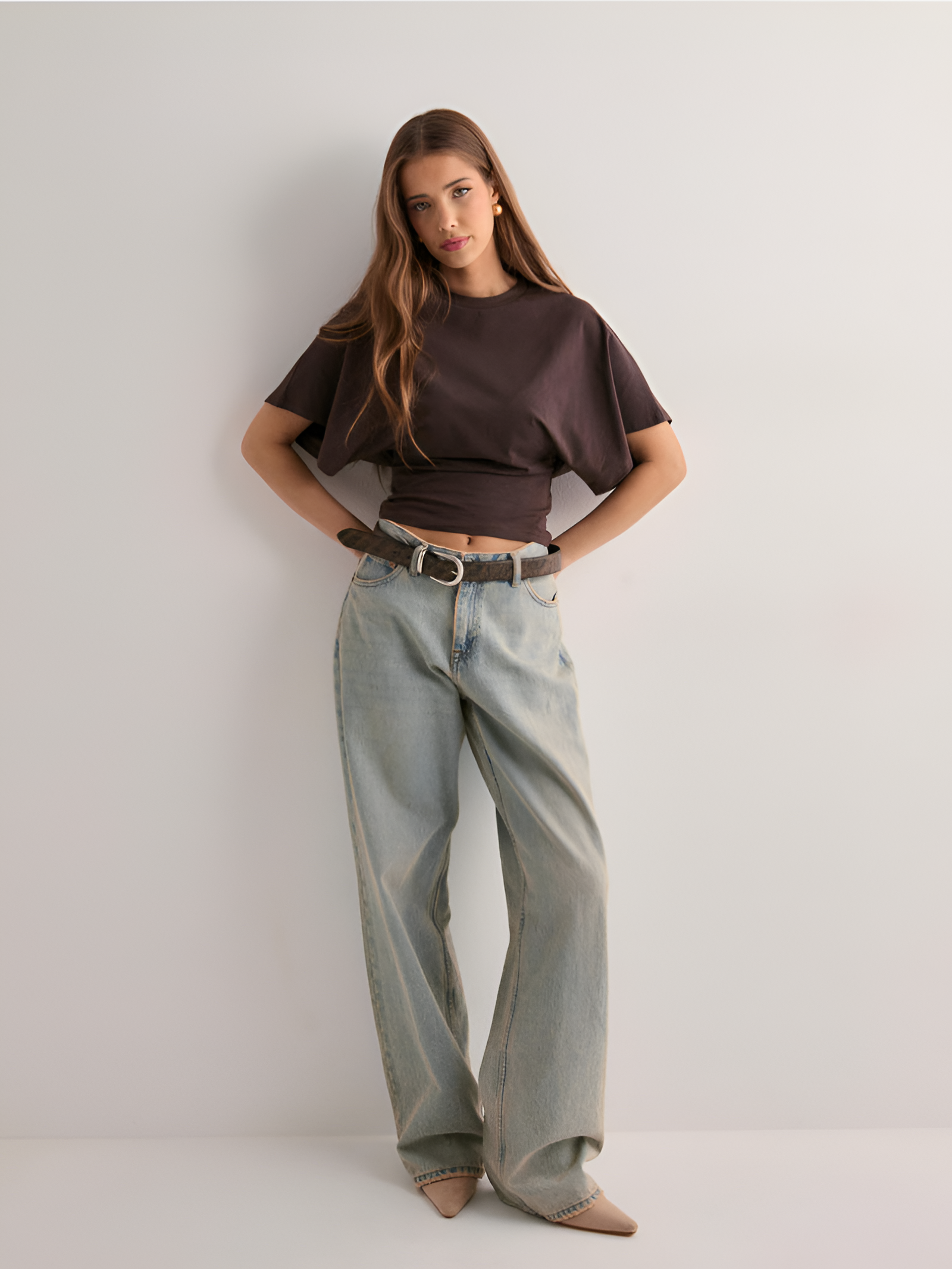 Women's Batwing Sleeve Cinched Waist Tee - Casual Chic