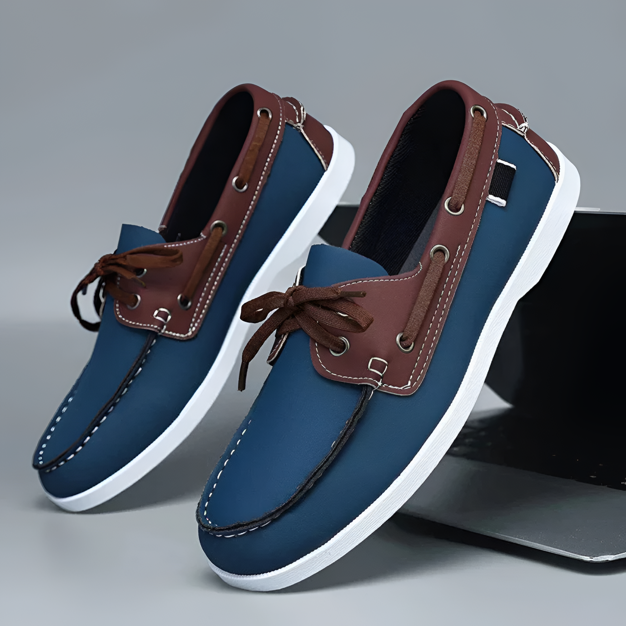 Men's Casual Lace Up Boat Shoes - Everyday Wear