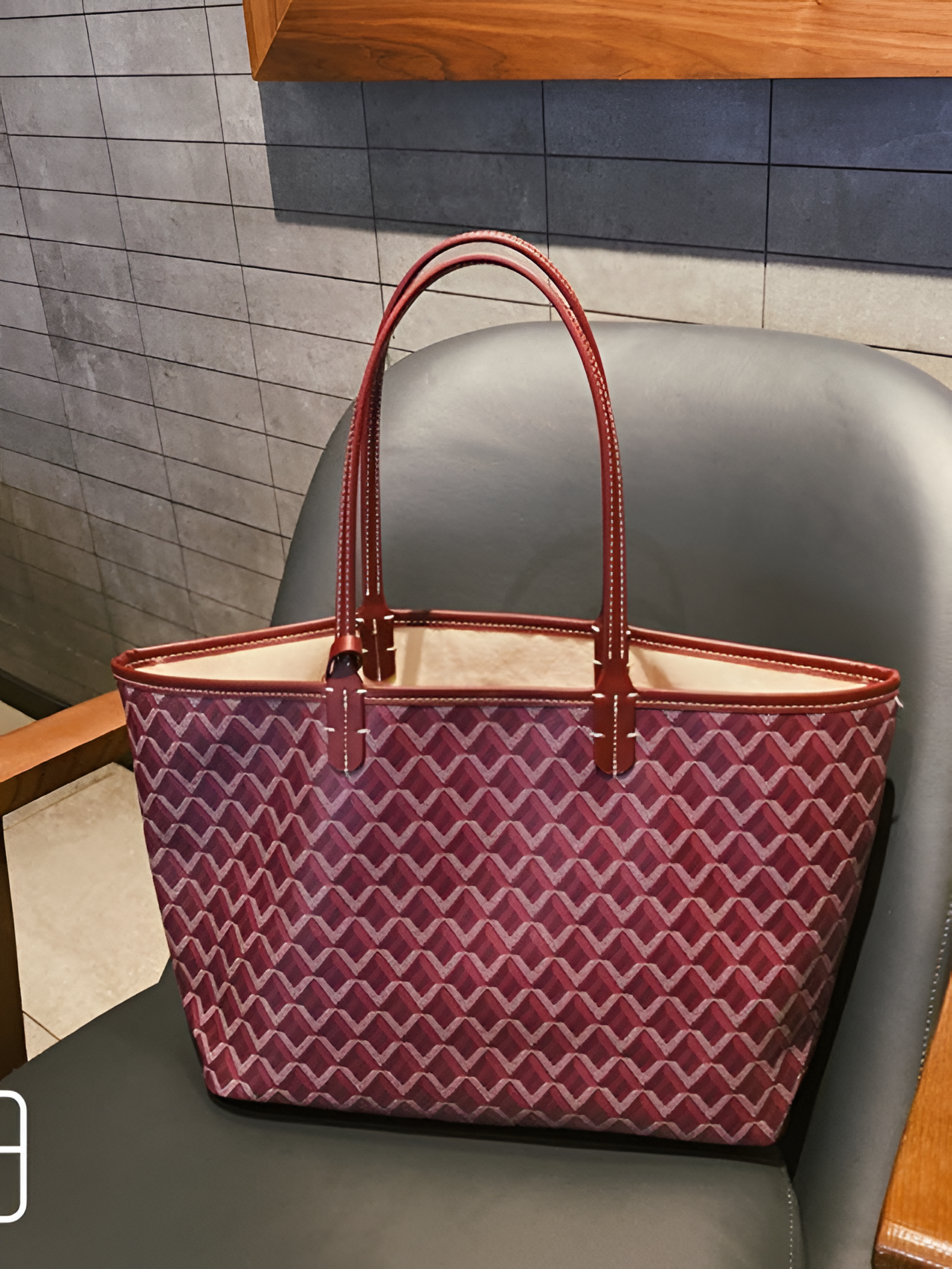 Women's Patterned Coated Tote Bag - Travel Commuter