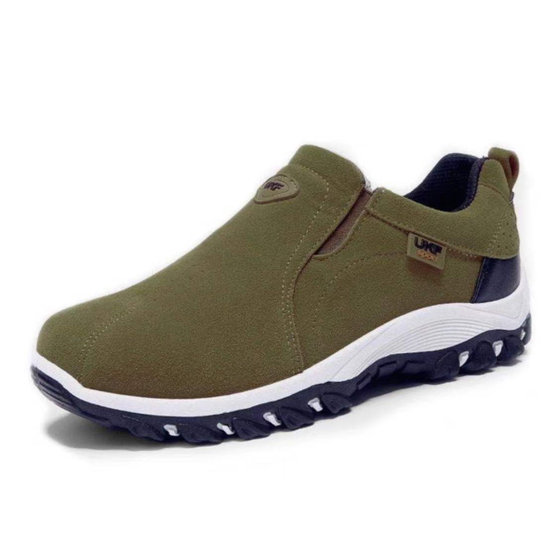 Men's Slip On Sneakers Contrast Sole - Casual Wear